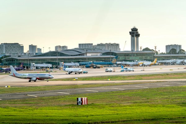 Elle a exploré chaque plage de la Côte d'Azur : son récit captivant
